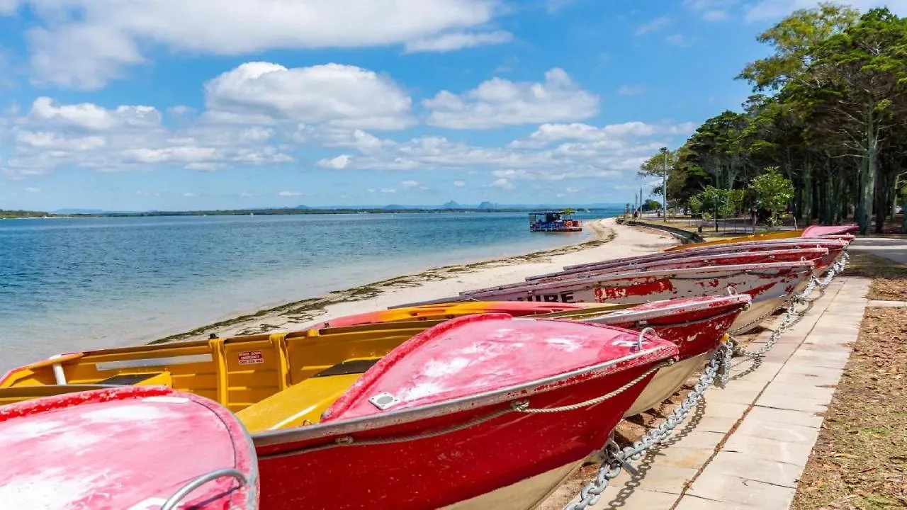 Bribie Escape, Top Floor Unit With Waterviews Bellara