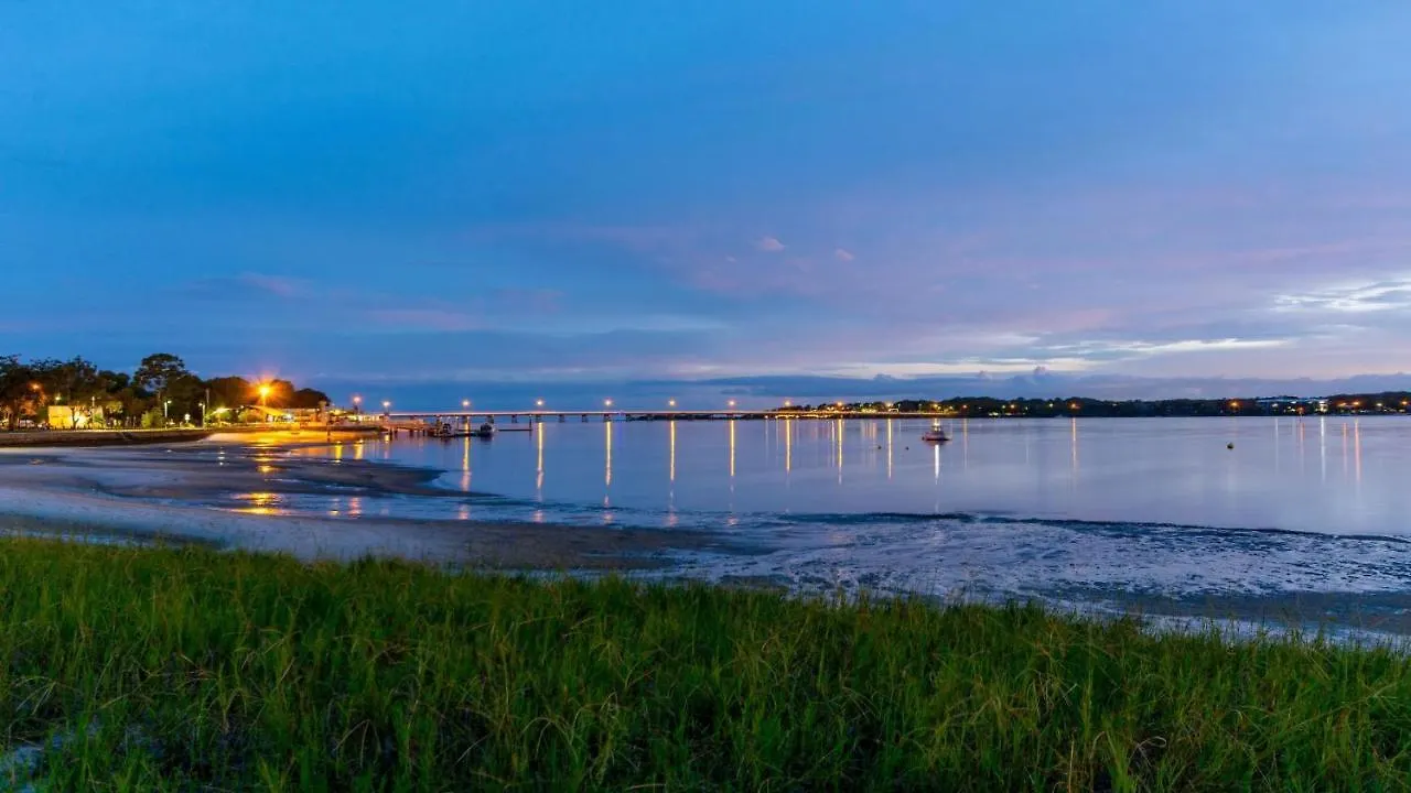 Bribie Escape, Top Floor Unit With Waterviews Bellara Australie