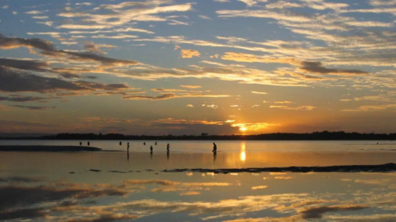 Vakantiehuis Bribie Escape, Top Floor Unit With Waterviews Bellara
